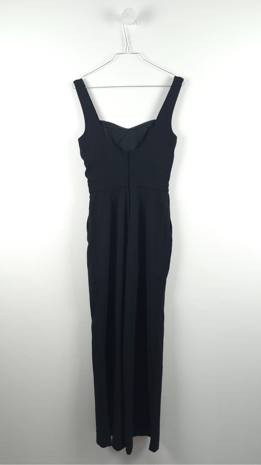 Sort ærme-løs jumpsuit med åben ryg fra H&M, Str. 36 - Billede 3