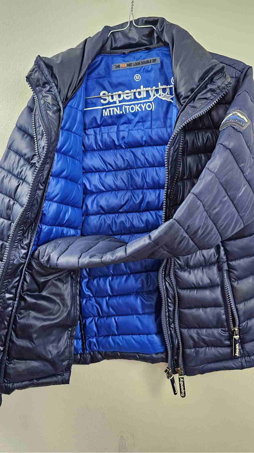 Blå jakke fra Superdry, Str. M - Billede 2