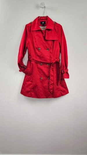 Rød trenchcoat med bælte fra H&M, Str. 38